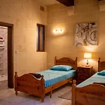 4 Bedroom With Private Pool Holiday home Gharb (Gozo)