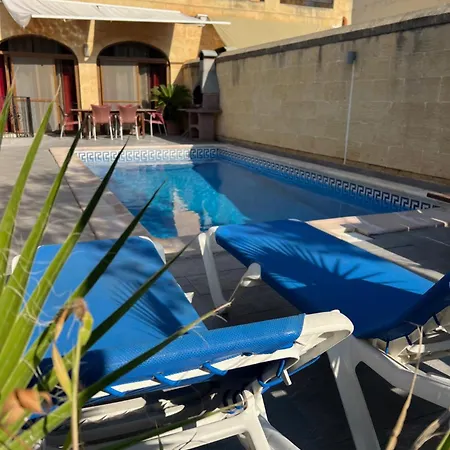 4 Bedroom With Private Pool 別荘 *