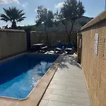 בית נופש 4 Bedroom With Private Pool *