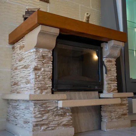 4 Bedroom With Private Pool * Għarb