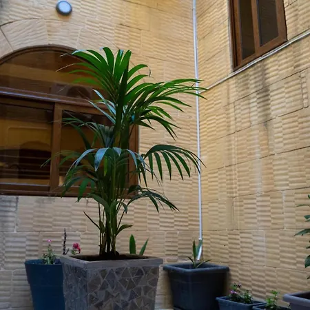 4 Bedroom With Private Pool *