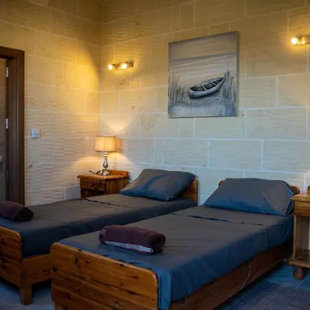 4 Bedroom With Private Pool