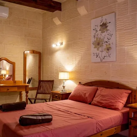 4 Bedroom With Private Pool *