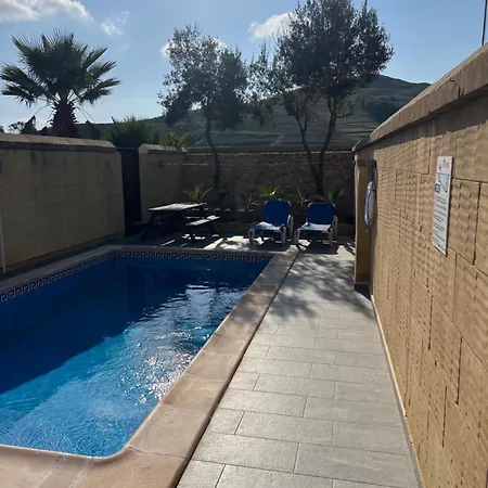 Holiday home 4 Bedroom With Private Pool *