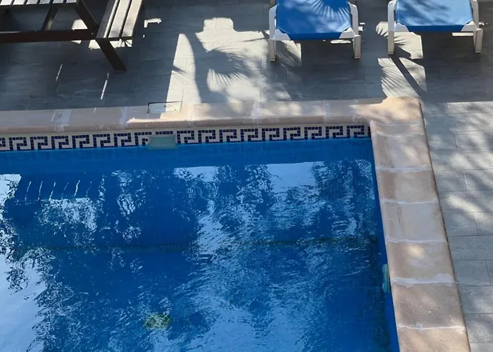 Σπίτι διακοπών 4 Bedroom With Private Pool