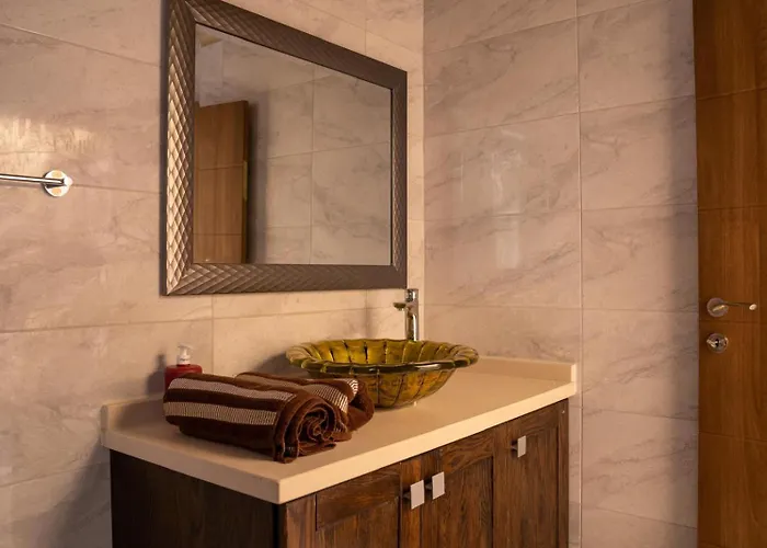 Σπίτι διακοπών 4 Bedroom With Private Pool Għarb